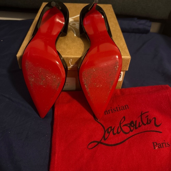 Christian Louboutin - Picture 2 of 2